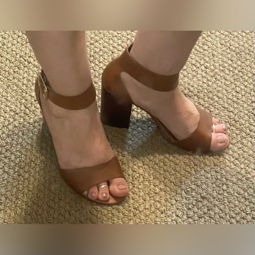 Steve Madden leather sandal